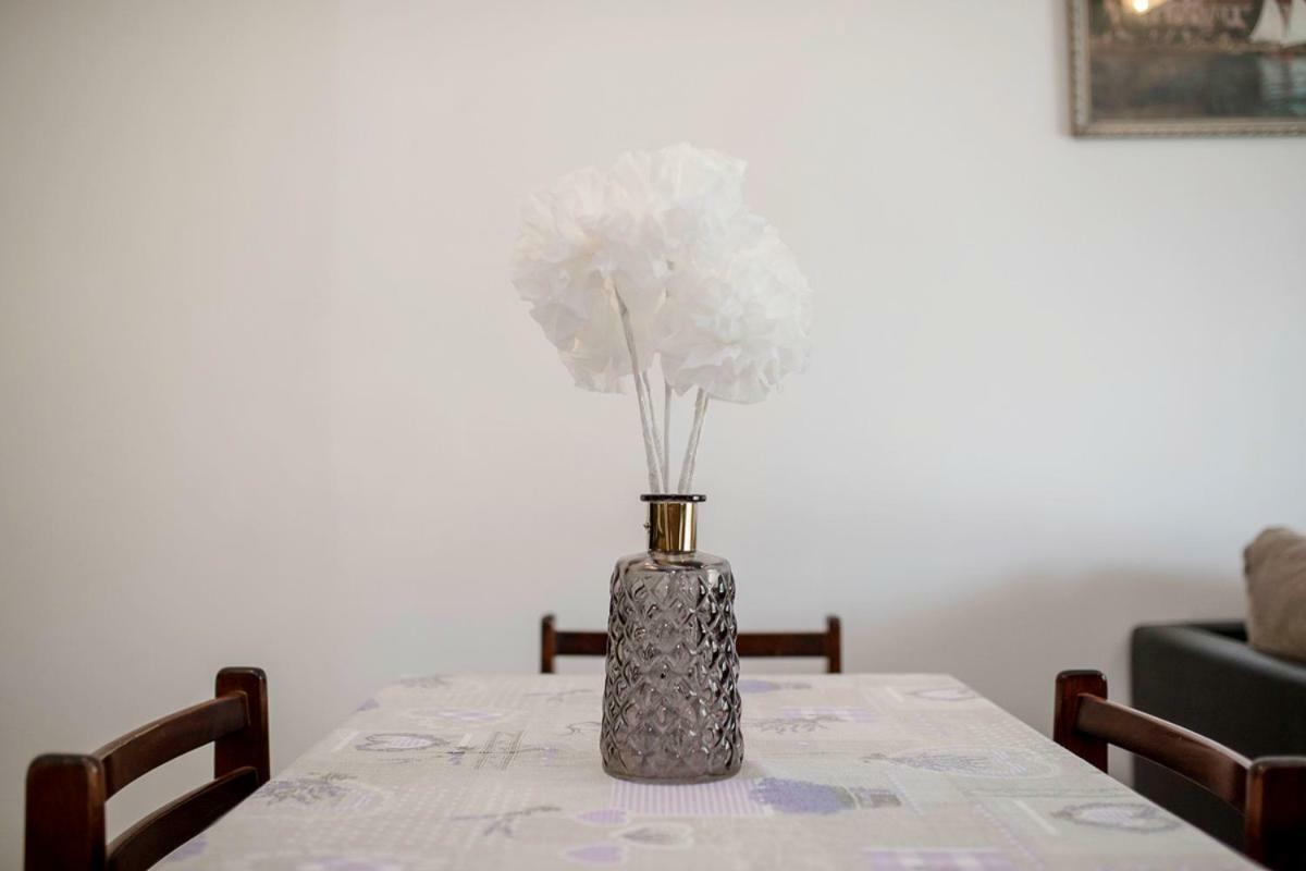 Apartman Jasmina Banjol Exterior photo